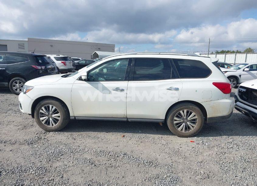 Photo 14 of 2020 Nissan Pathfinder SL 4WD (VIN 5N1DR2CM5LC581172)