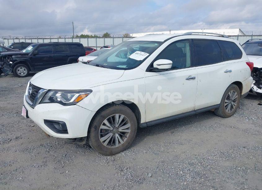 Photo 2 of 2020 Nissan Pathfinder SL 4WD (VIN 5N1DR2CM5LC581172)