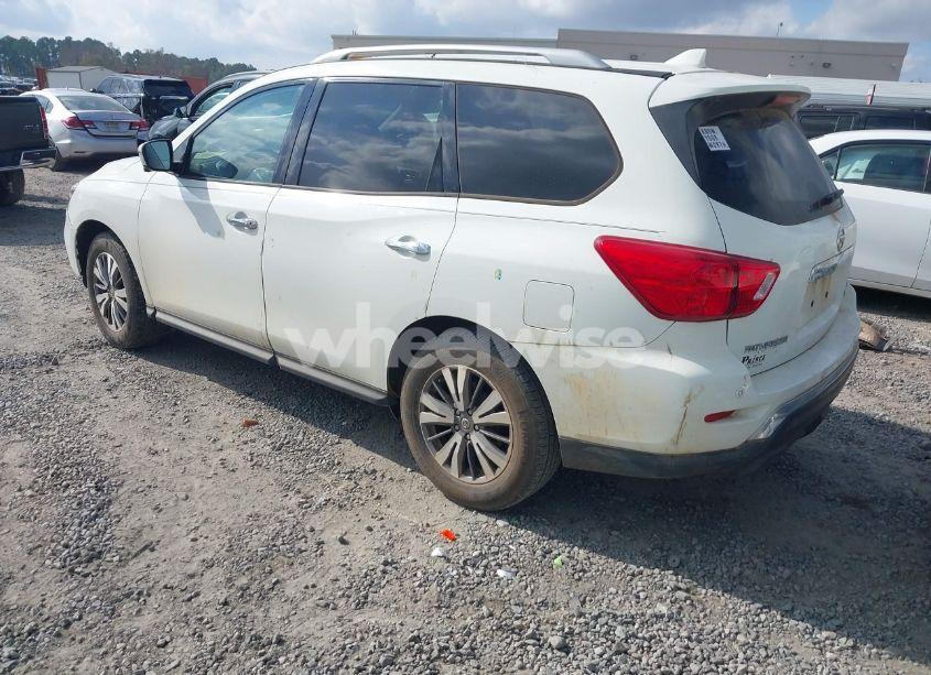 Photo 3 of 2020 Nissan Pathfinder SL 4WD (VIN 5N1DR2CM5LC581172)