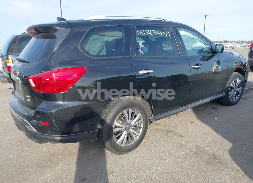 Photo 4 of 2020 Nissan Pathfinder SL 4WD (VIN 5N1DR2CM8LC609983)