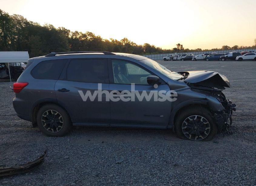 Photo 13 of 2020 Nissan Pathfinder SL 4WD (VIN 5N1DR2CM8LC636164)