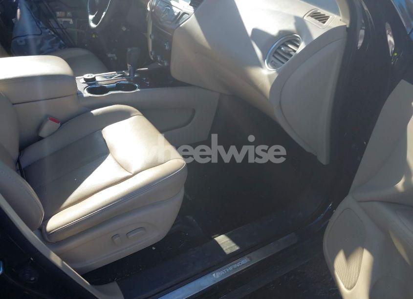 Photo 5 of 2020 Nissan Pathfinder PLATINUM 4WD (VIN 5N1DR2DM5LC638355)