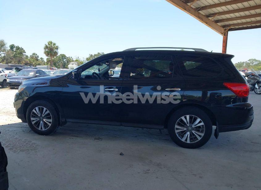 Photo 14 of 2017 Nissan Pathfinder SL (VIN 5N1DR2MM0HC650422)