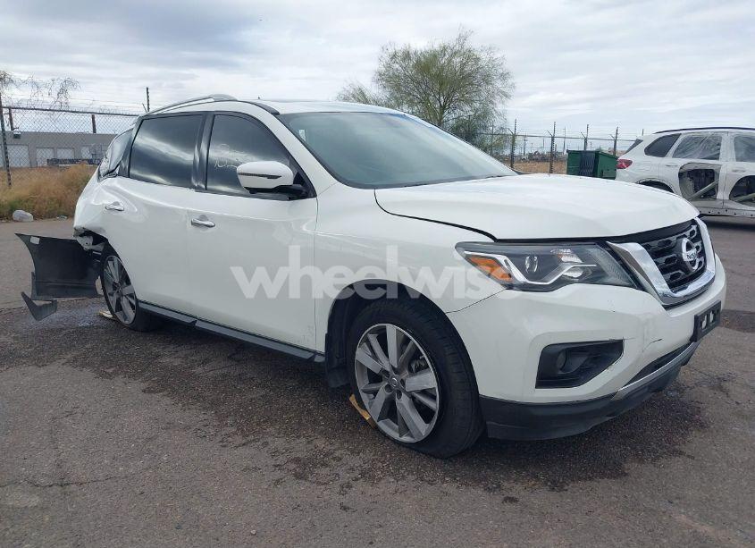 2017 Nissan Pathfinder SL (VIN 5N1DR2MM0HC658973) main photo