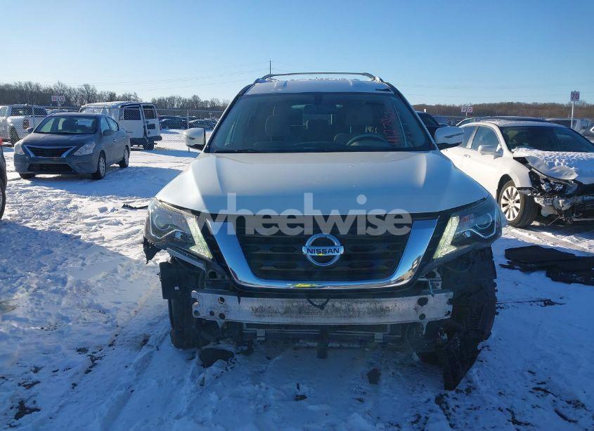 Photo 12 of 2017 Nissan Pathfinder SV (VIN 5N1DR2MM0HC688698)