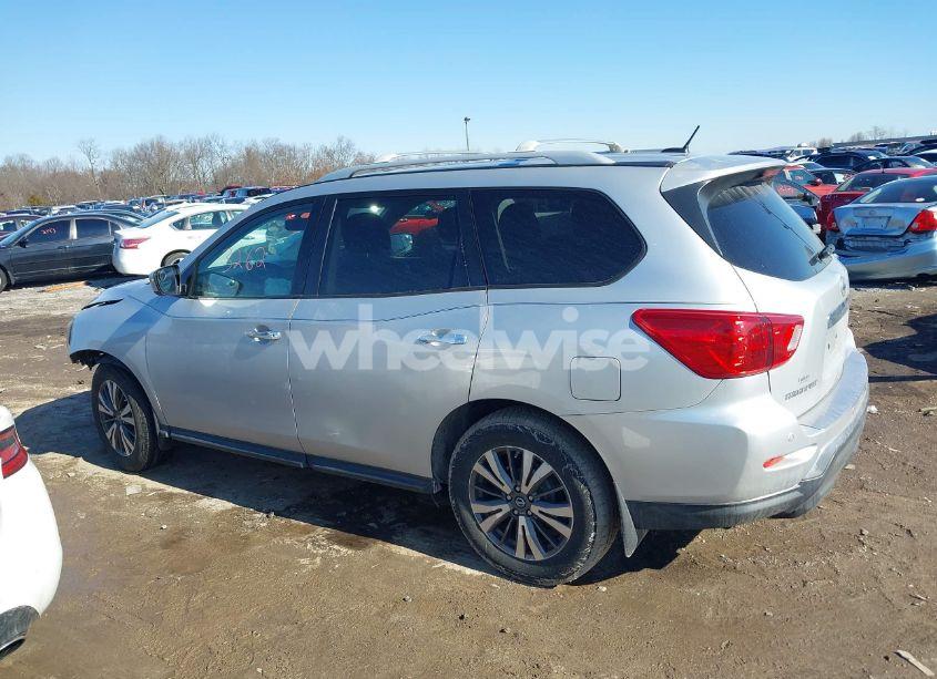 Photo 14 of 2017 Nissan Pathfinder SV (VIN 5N1DR2MM0HC913833)