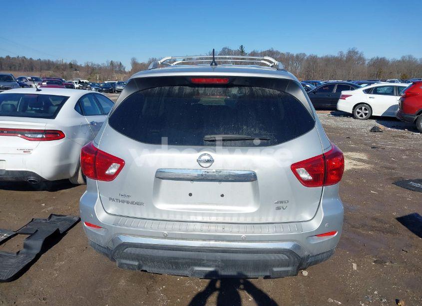 Photo 16 of 2017 Nissan Pathfinder SV (VIN 5N1DR2MM0HC913833)