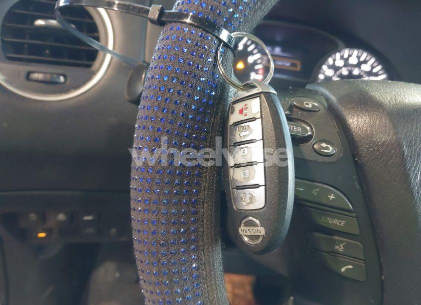 Photo 11 of 2018 Nissan Pathfinder SL (VIN 5N1DR2MM0JC624313)