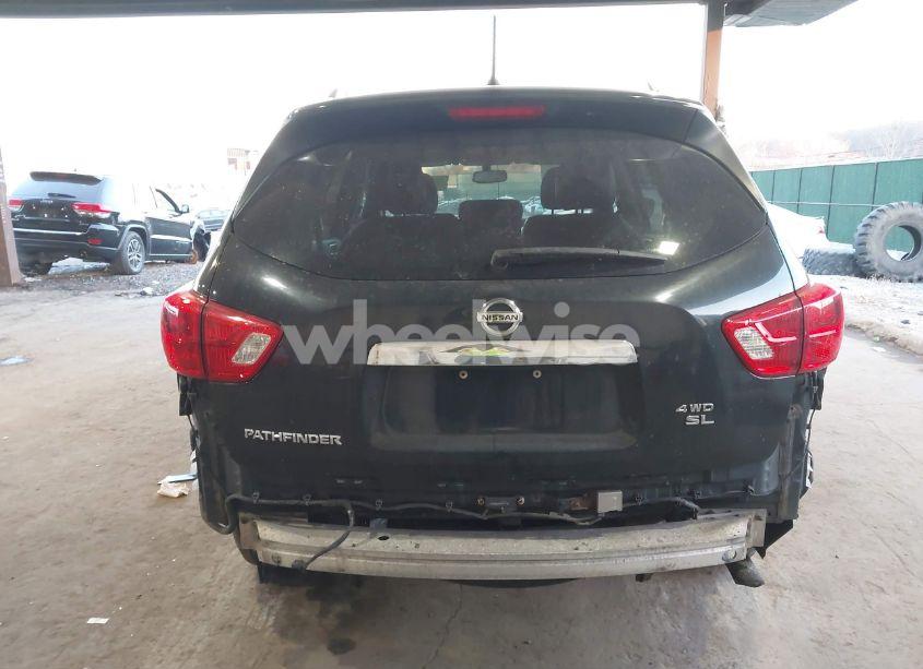 Photo 17 of 2018 Nissan Pathfinder SL (VIN 5N1DR2MM0JC624313)