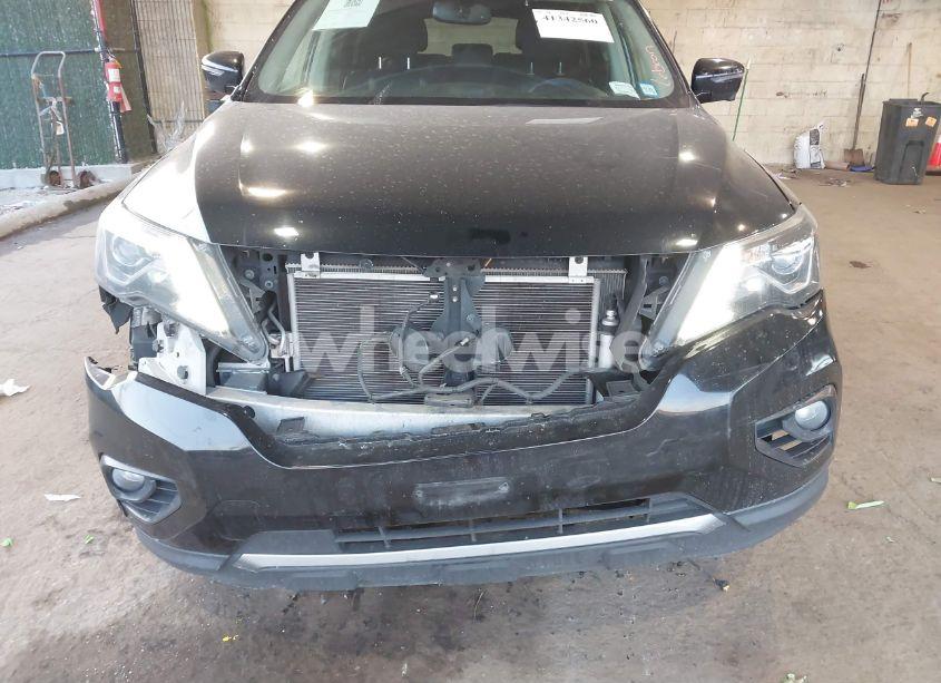 Photo 6 of 2018 Nissan Pathfinder SL (VIN 5N1DR2MM0JC624313)