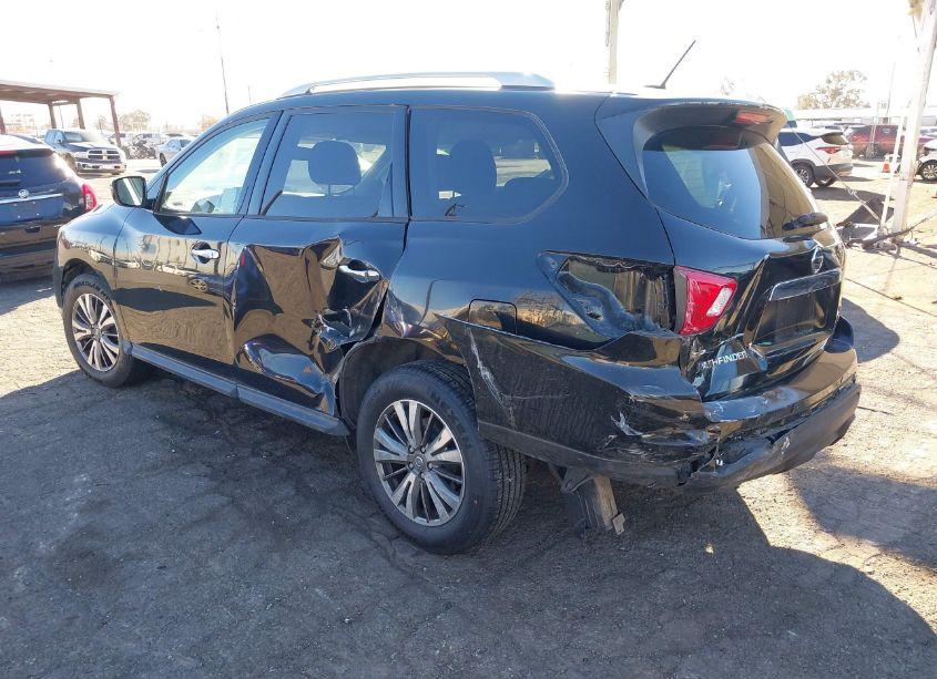 Photo 3 of 2018 Nissan Pathfinder SV (VIN 5N1DR2MM0JC651673)