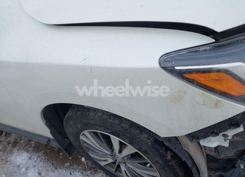 Photo 18 of 2018 Nissan Pathfinder SV (VIN 5N1DR2MM0JC664987)