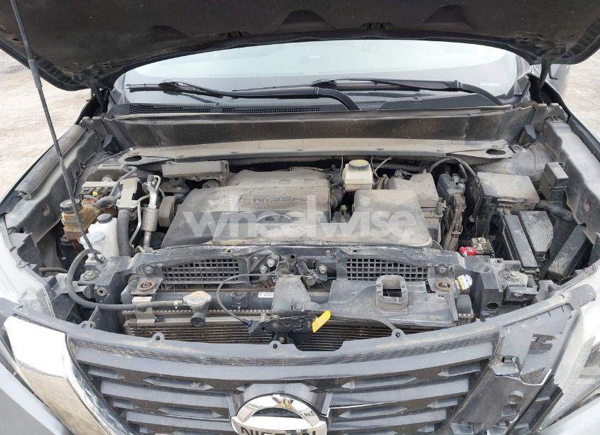 Photo 10 of 2018 Nissan Pathfinder SL (VIN 5N1DR2MM0JC666187)