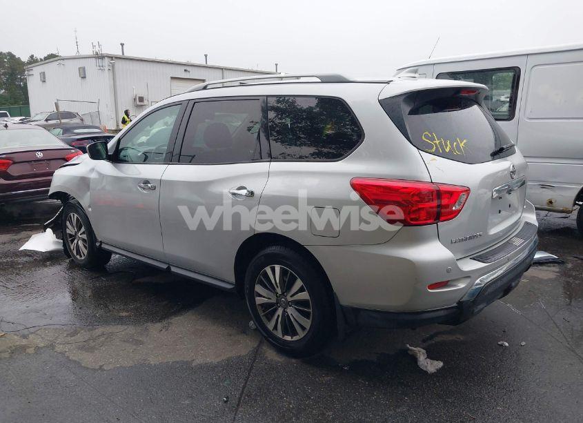 Photo 3 of 2019 Nissan Pathfinder S (VIN 5N1DR2MM0KC594201)