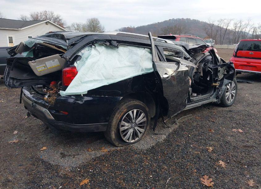 Photo 4 of 2019 Nissan Pathfinder SL (VIN 5N1DR2MM0KC601728)