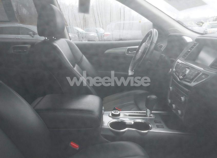 Photo 5 of 2019 Nissan Pathfinder SL (VIN 5N1DR2MM0KC602622)