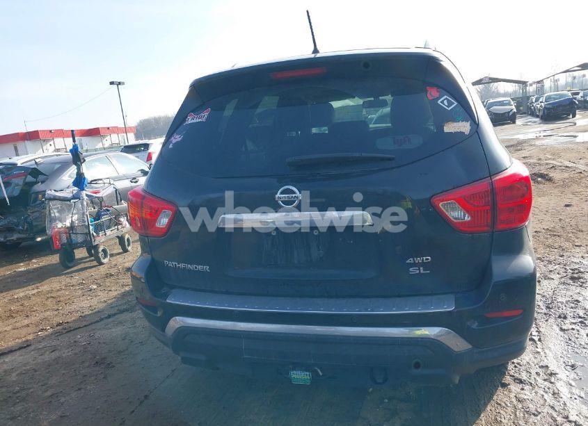 Photo 16 of 2017 Nissan Pathfinder SL (VIN 5N1DR2MM1HC609460)