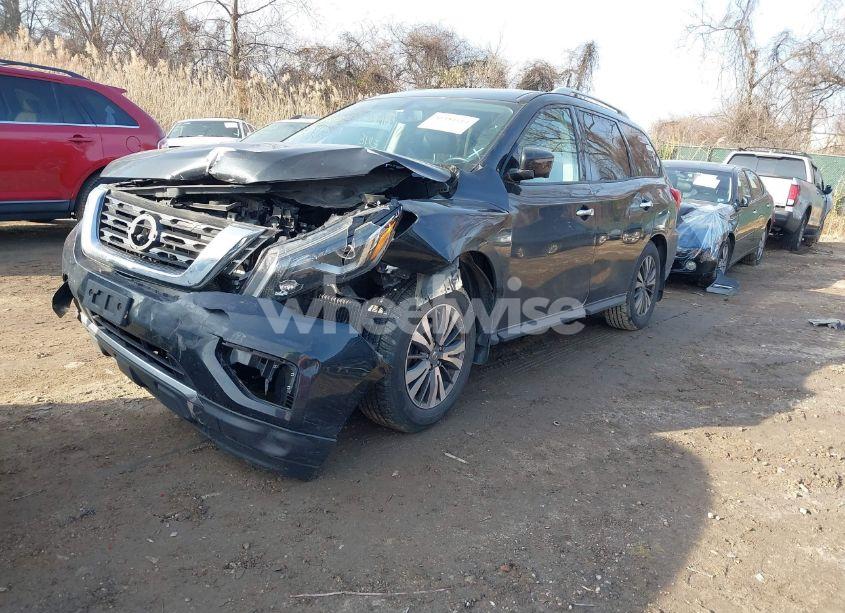 Photo 2 of 2017 Nissan Pathfinder SL (VIN 5N1DR2MM1HC609460)