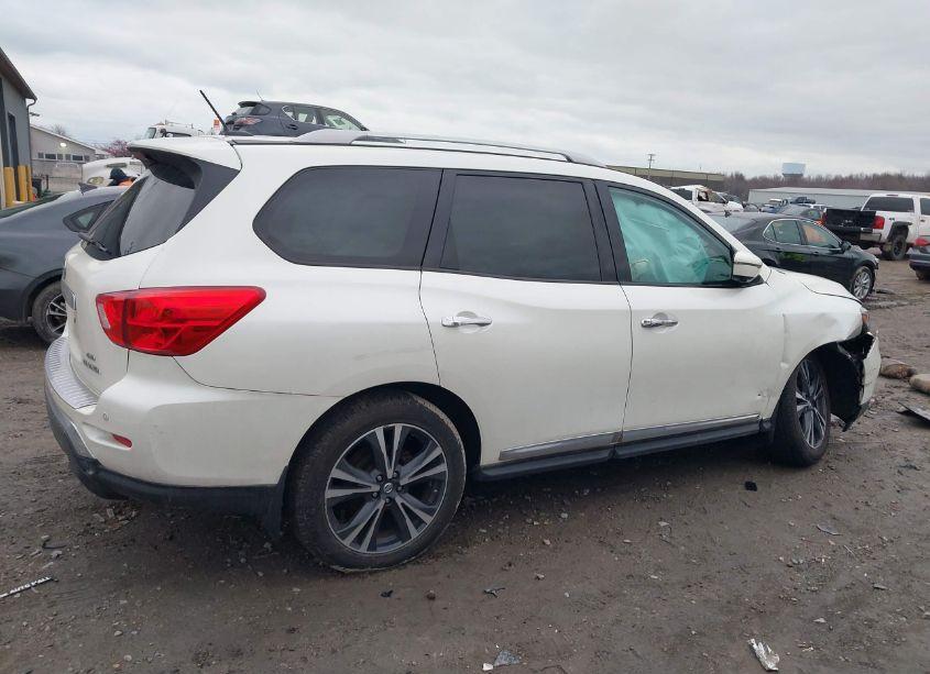 Photo 13 of 2017 Nissan Pathfinder PLATINUM (VIN 5N1DR2MM1HC618384)