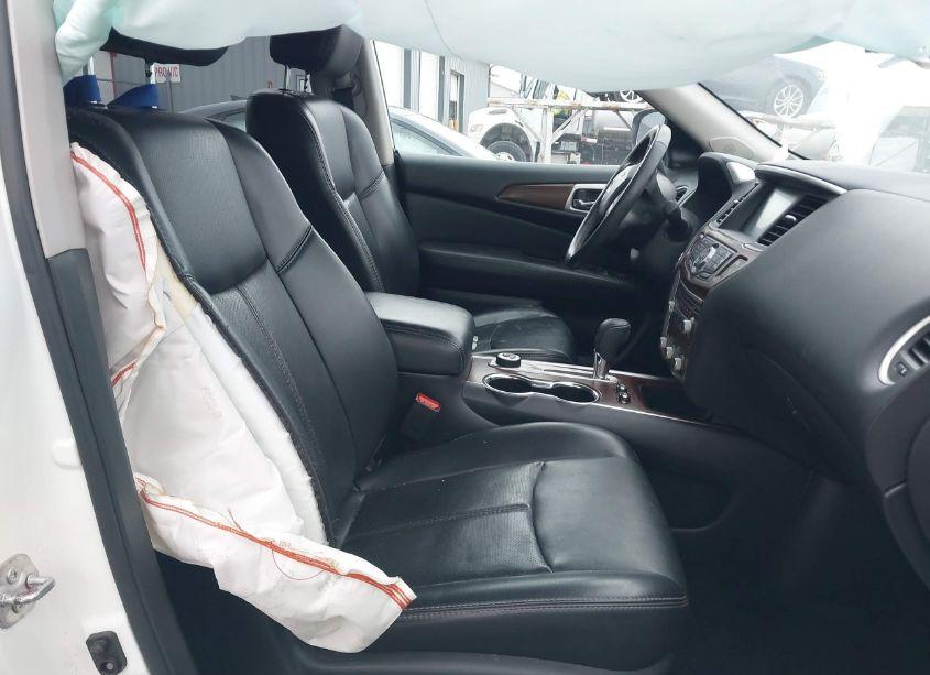 Photo 5 of 2017 Nissan Pathfinder PLATINUM (VIN 5N1DR2MM1HC618384)