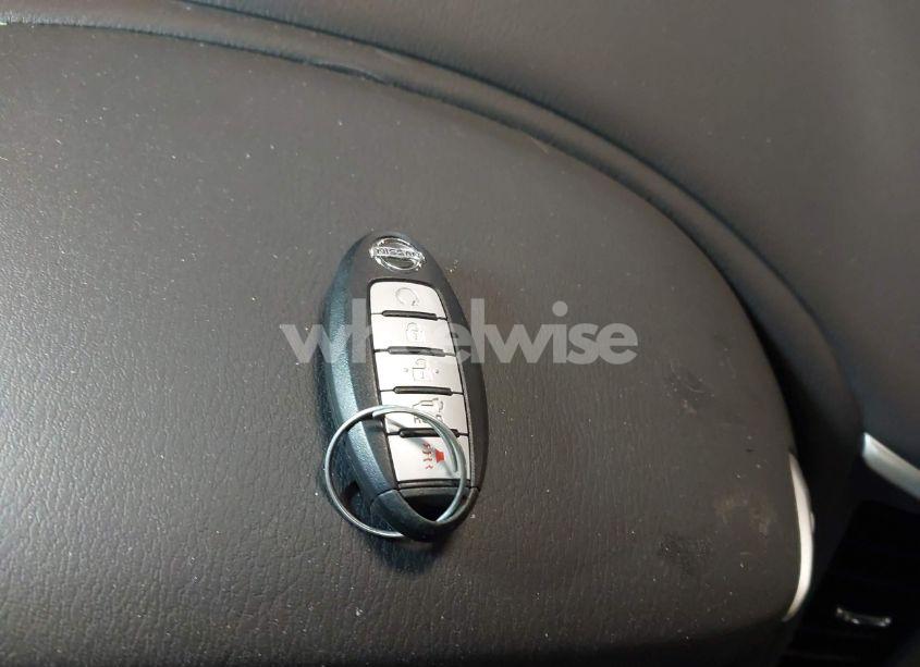 Photo 11 of 2017 Nissan Pathfinder SL (VIN 5N1DR2MM1HC632396)