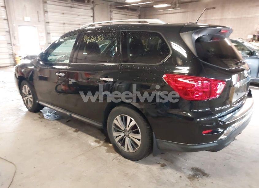 Photo 3 of 2017 Nissan Pathfinder SL (VIN 5N1DR2MM1HC632396)