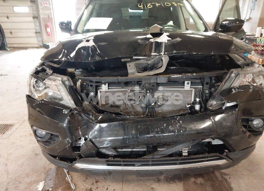 Photo 6 of 2017 Nissan Pathfinder SL (VIN 5N1DR2MM1HC632396)