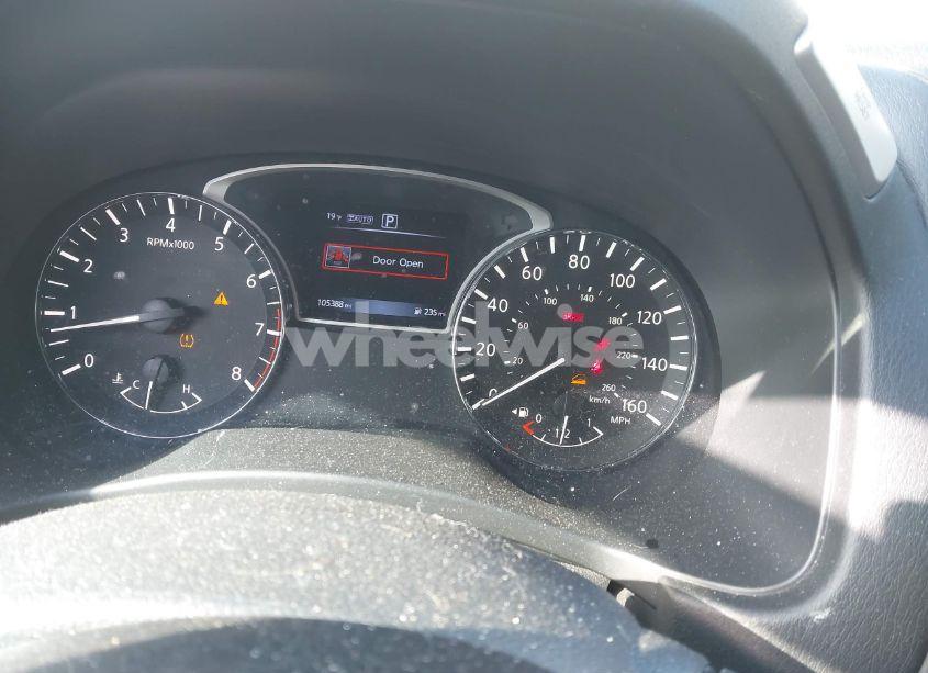 Photo 7 of 2017 Nissan Pathfinder S (VIN 5N1DR2MM1HC675927)