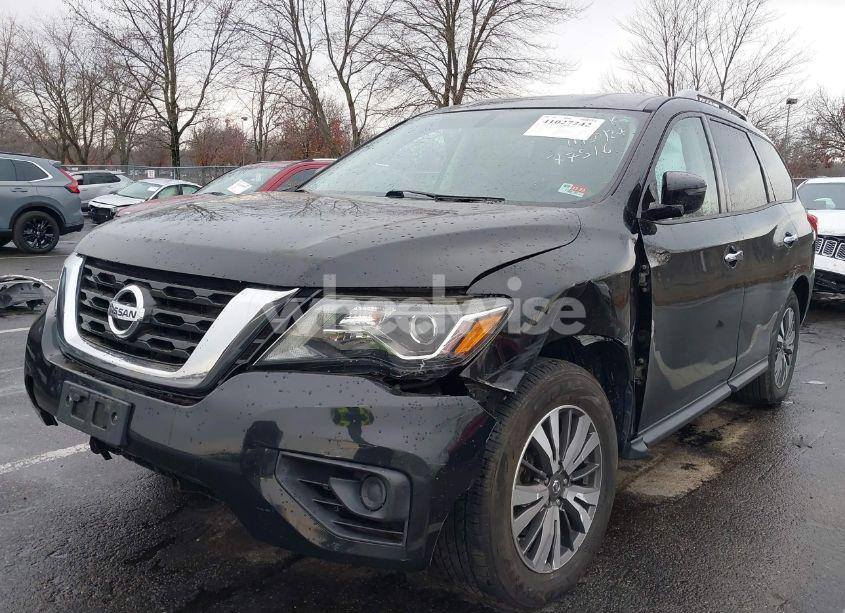 Photo 2 of 2017 Nissan Pathfinder S (VIN 5N1DR2MM1HC677516)