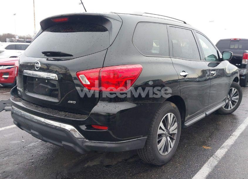 Photo 4 of 2017 Nissan Pathfinder S (VIN 5N1DR2MM1HC677516)