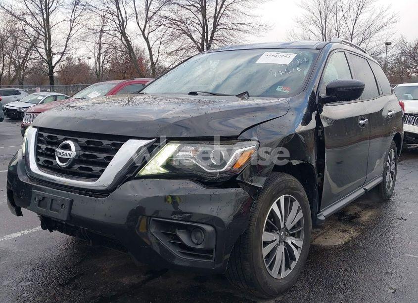 Photo 6 of 2017 Nissan Pathfinder S (VIN 5N1DR2MM1HC677516)