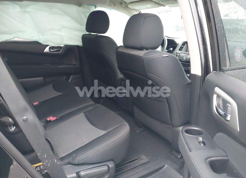 Photo 8 of 2017 Nissan Pathfinder S (VIN 5N1DR2MM1HC677516)