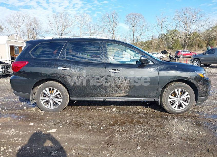 Photo 13 of 2017 Nissan Pathfinder S (VIN 5N1DR2MM1HC914098)