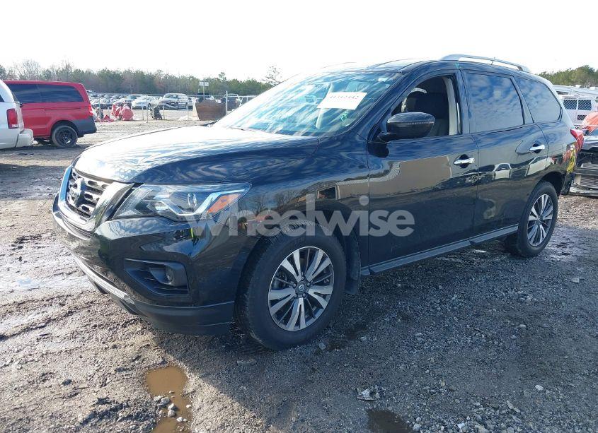 Photo 2 of 2017 Nissan Pathfinder S (VIN 5N1DR2MM1HC914098)