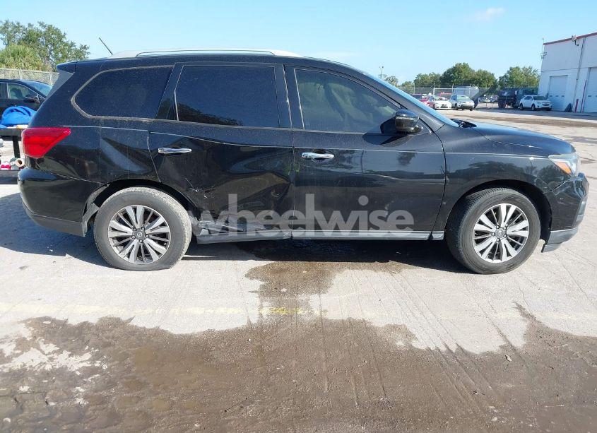 Photo 14 of 2018 Nissan Pathfinder SV (VIN 5N1DR2MM1JC607813)