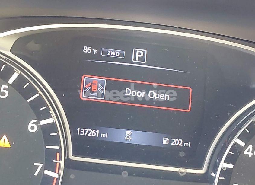 Photo 16 of 2018 Nissan Pathfinder SV (VIN 5N1DR2MM1JC607813)