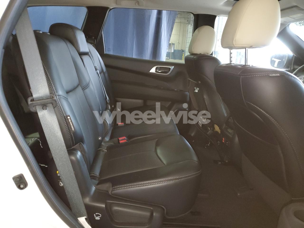 Photo 11 of 2018 NISSAN PATHFINDER S N/A (VIN 5N1DR2MM1JC632405)