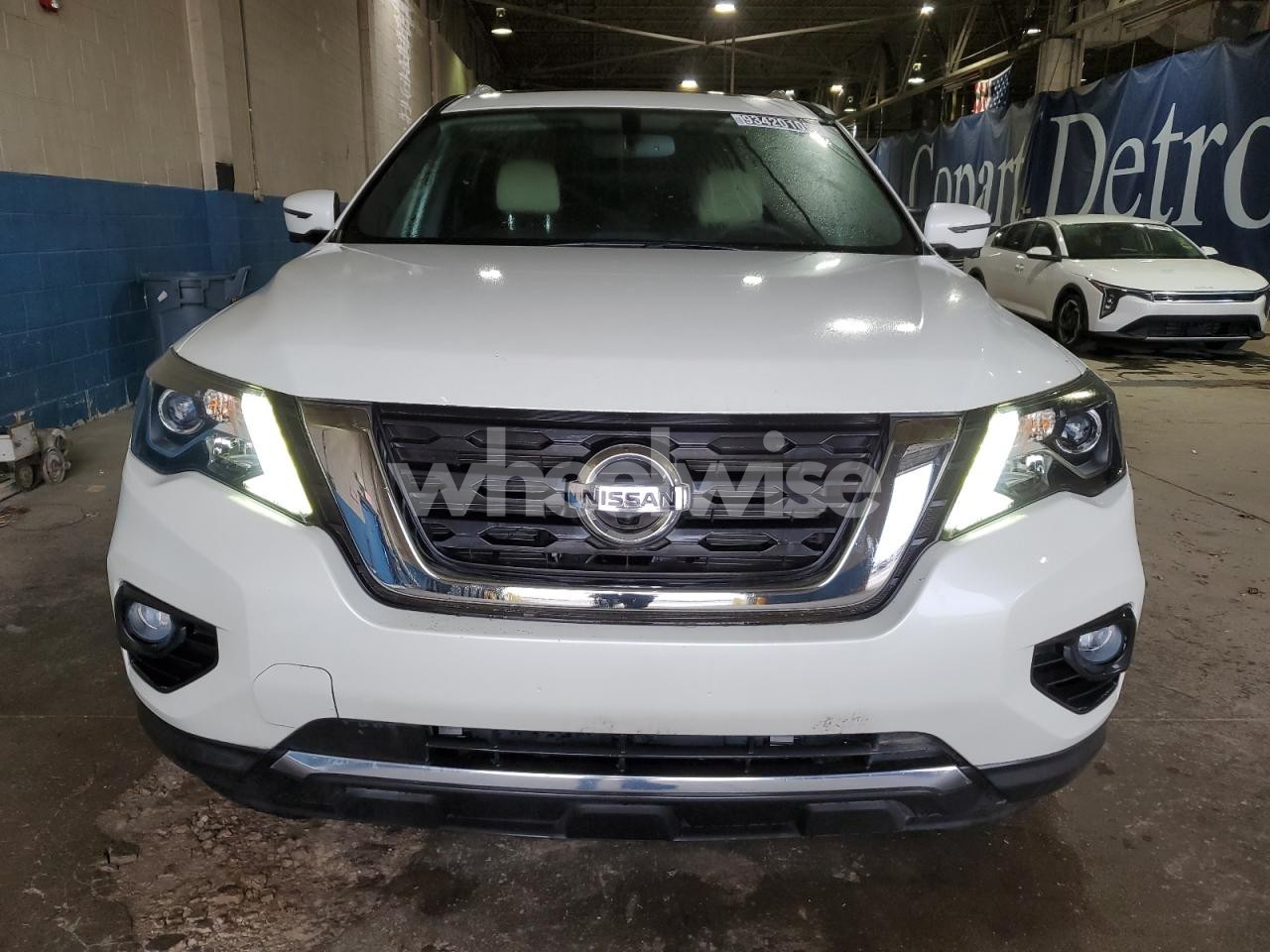 Photo 5 of 2018 NISSAN PATHFINDER S N/A (VIN 5N1DR2MM1JC632405)