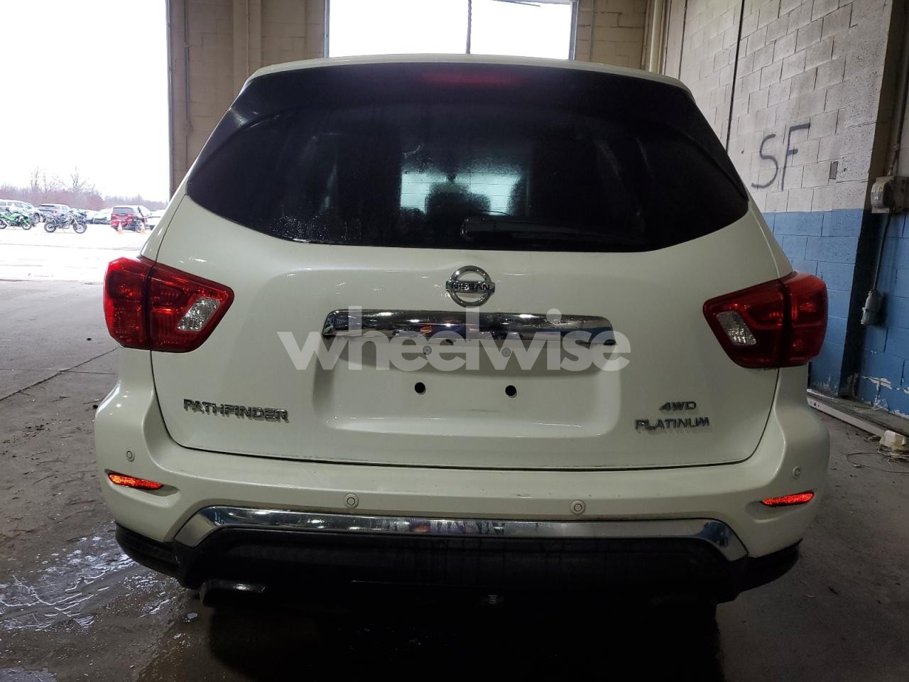 Photo 6 of 2018 NISSAN PATHFINDER S N/A (VIN 5N1DR2MM1JC632405)