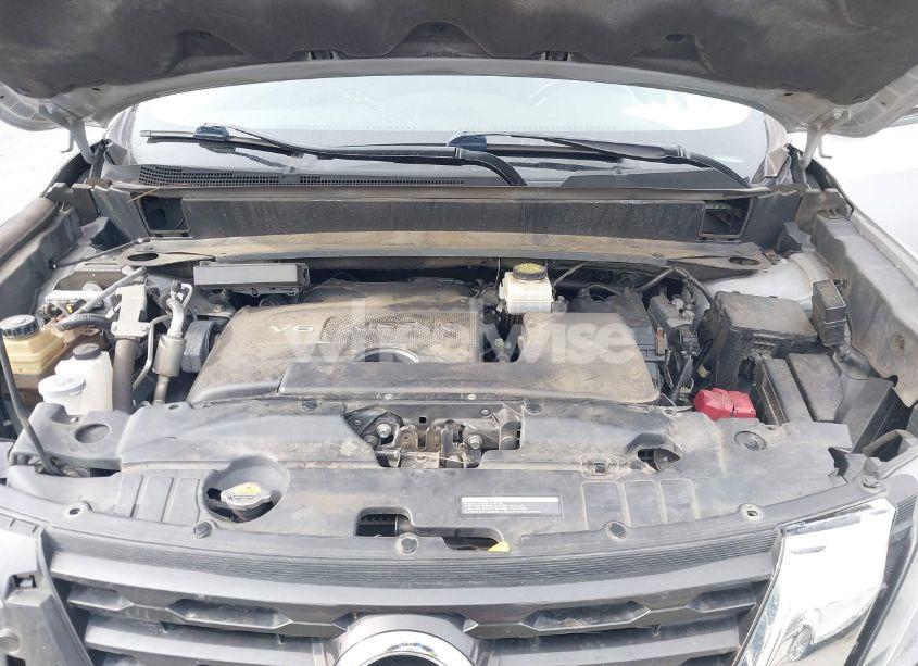 Photo 10 of 2018 Nissan Pathfinder SV (VIN 5N1DR2MM1JC675383)