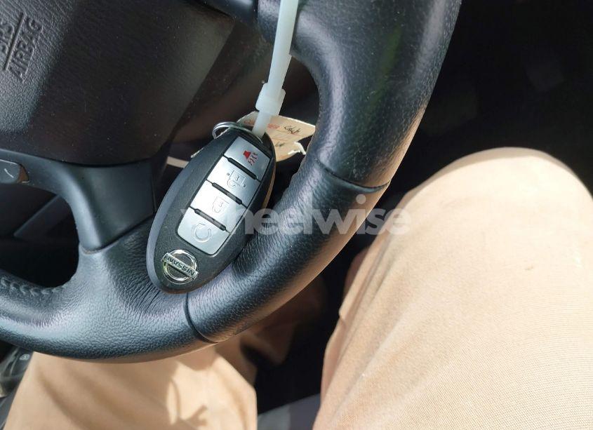 Photo 11 of 2018 Nissan Pathfinder SV (VIN 5N1DR2MM1JC675383)