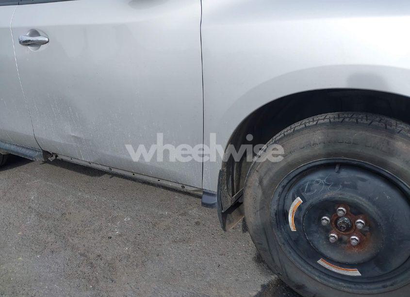 Photo 17 of 2018 Nissan Pathfinder SV (VIN 5N1DR2MM1JC675383)