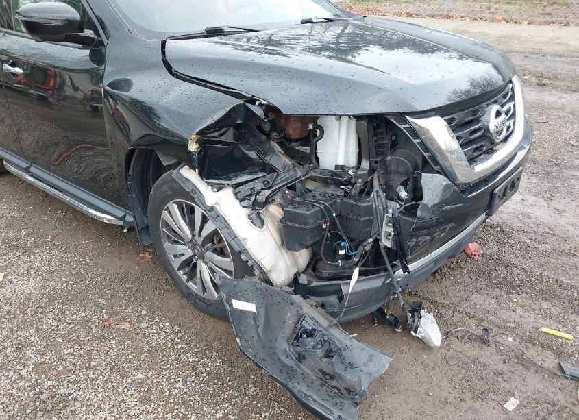 Photo 6 of 2019 Nissan Pathfinder SL (VIN 5N1DR2MM1KC641039)