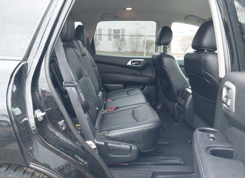 Photo 8 of 2019 Nissan Pathfinder SL (VIN 5N1DR2MM1KC641039)