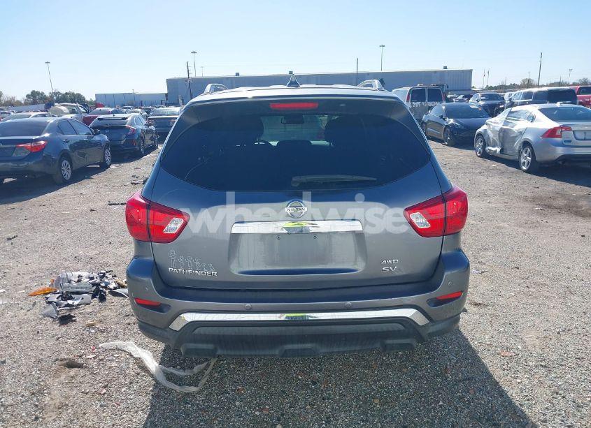 Photo 17 of 2019 Nissan Pathfinder SV (VIN 5N1DR2MM1KC643549)