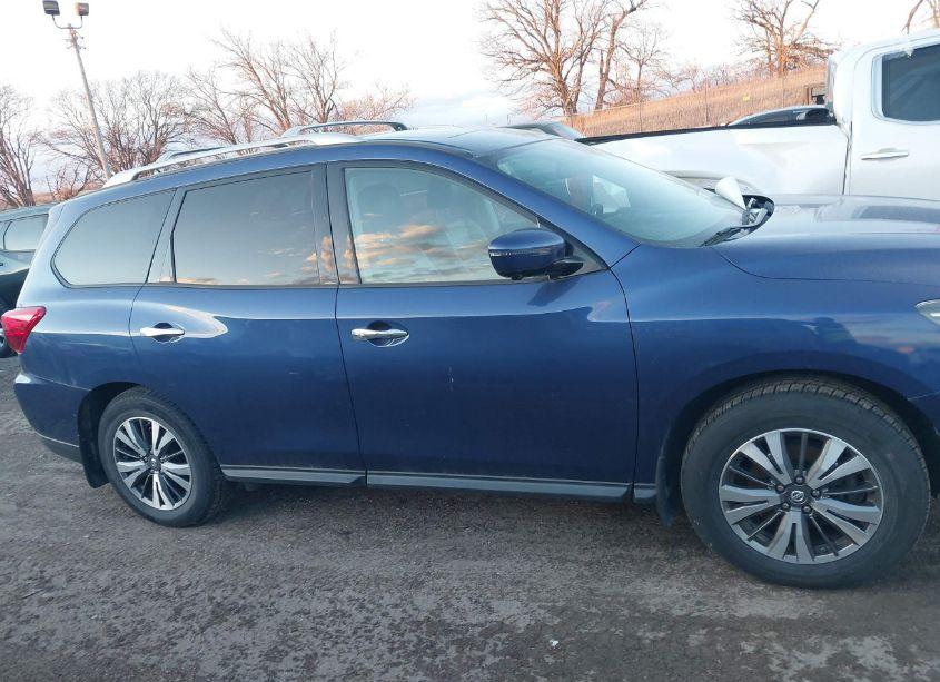 Photo 13 of 2017 Nissan Pathfinder SL (VIN 5N1DR2MM2HC603361)