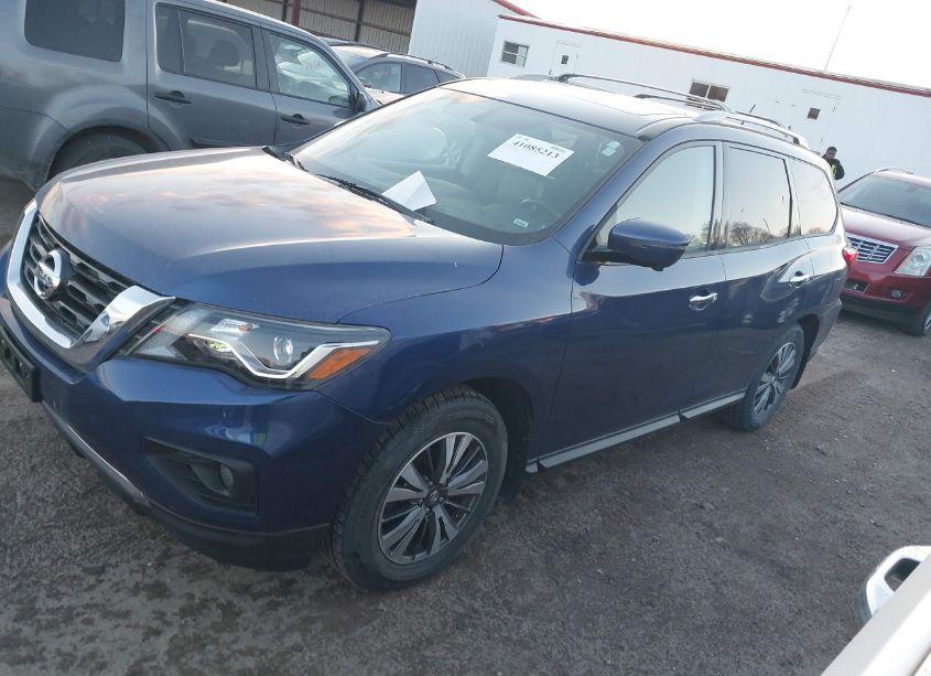 Photo 2 of 2017 Nissan Pathfinder SL (VIN 5N1DR2MM2HC603361)