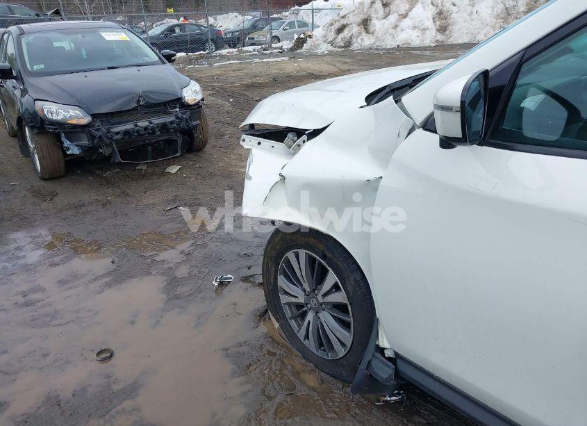 Photo 6 of 2017 Nissan Pathfinder SL (VIN 5N1DR2MM2HC633380)