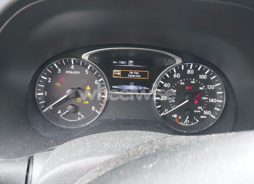 Photo 7 of 2017 Nissan Pathfinder SL (VIN 5N1DR2MM2HC633380)