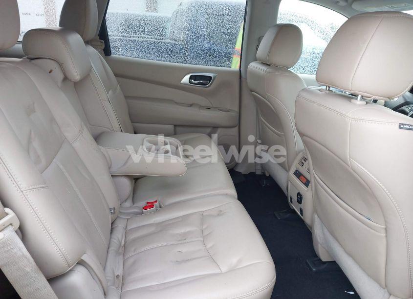 Photo 8 of 2017 Nissan Pathfinder SL (VIN 5N1DR2MM2HC634738)